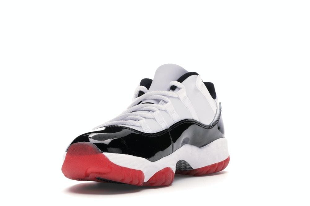 Jordan 11 Retro Low Concord Bred