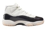 Jordan 11 WMNS Neapolitan